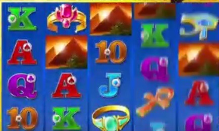 Pyramidens-gravkammare-slot.jpg